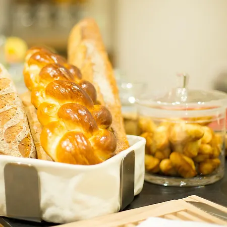 Hotel Des Voyageurs Boutique 3*