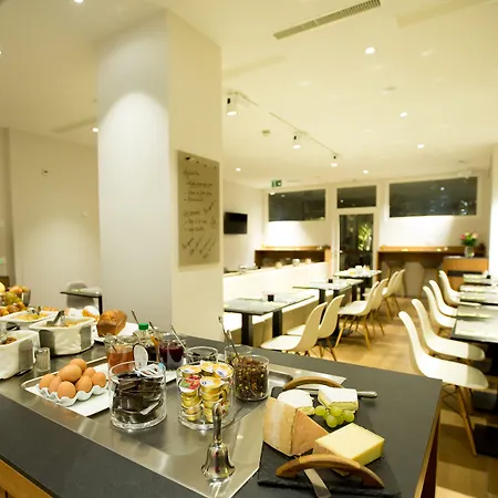 Otel Des Voyageurs Boutique